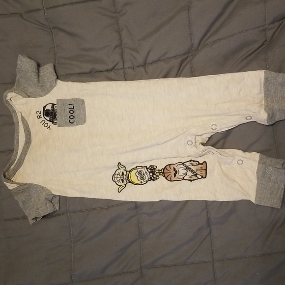 Disney Star Wars Bundle of 3 infant outfits - Picture 6 of 8